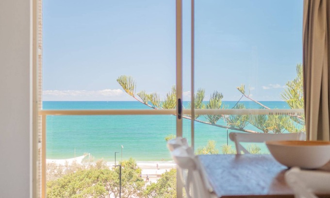 Kings Beach Apartment | Alinga Unit 4, Amazing Ocean Views