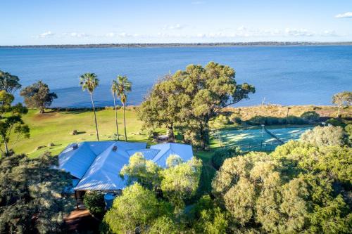 Dawesville House | Allandale I Private Properties