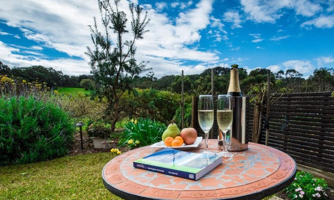 Arthurs Seat Bed & Breakfast | Anderida