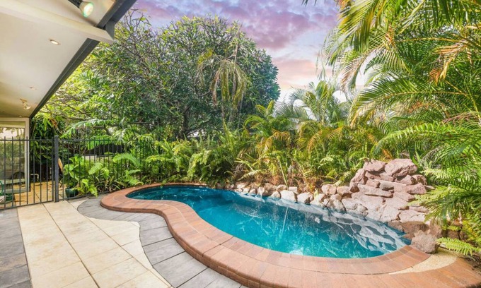 Larrakeyah Apartment | Apartment ∙ 2 bedrooms ∙ 4 guests