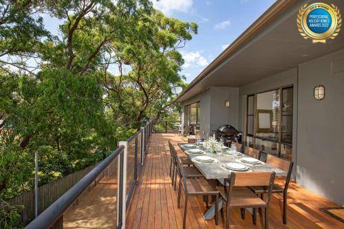 Culburra Beach House | 400 m² House ∙ 4 bedrooms ∙ 10 guests