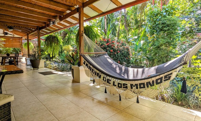 Playa Matapalo Bed & Breakfast | B&B Jardin de los Monos
