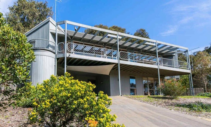 Fairhaven House | Banool Bliss I Bush Views