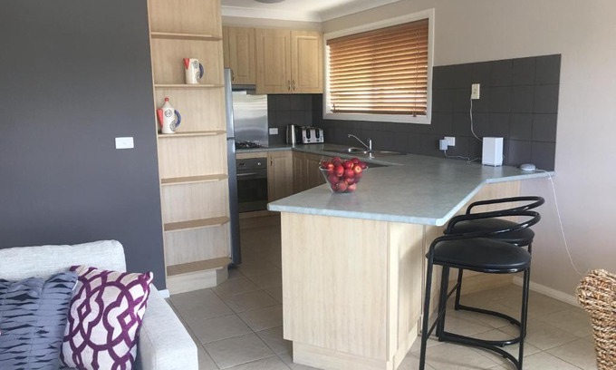 Batemans Bay House | Batemans Bay Central