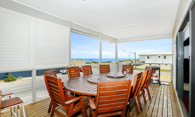 Aldinga Beach House | Bayside ~ Aldinga Beach - Large Family Beach House with Sea Views ~ C21