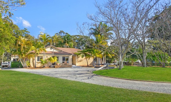 Bonny Hills House | BEACHSIDE HIDEAWAY - Bonny Hills