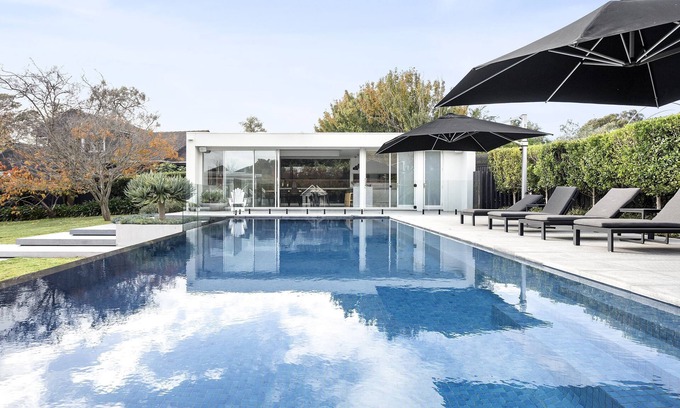 Frankston South House | Beachside Paradise: 4 BR, 4 BA House in Frankston South, Sleeps 9