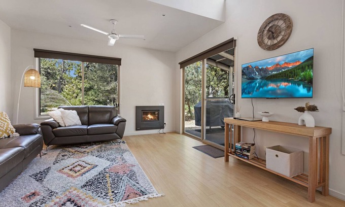 Forge Creek House | Beluga - Waterfront Retreat: Secluded lodges perfect for nature lovers