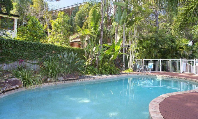 Noosa Heads House | Between Noosa Junction & iconic Hastings St