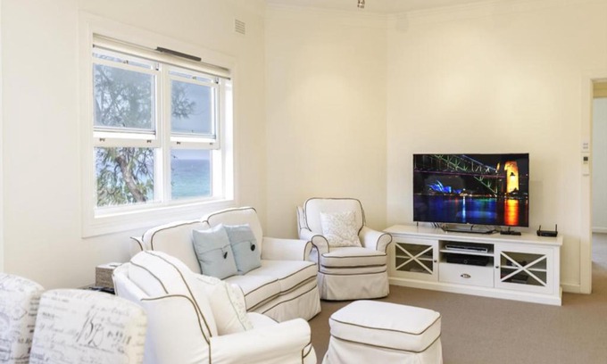 Bondi Beach Apartment | BONDI BEACHFRONT (I719)-L'Abode Accommodation