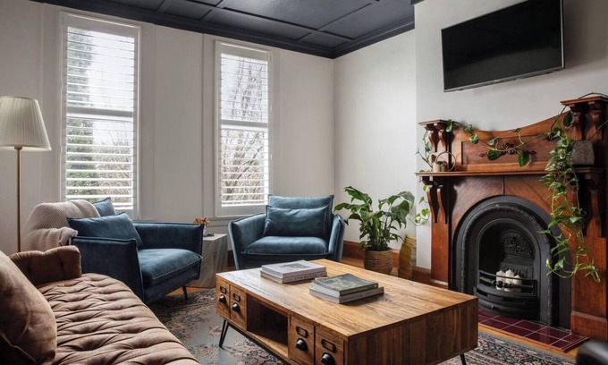 Trevallyn House | Cable’s Landing, heritage home near the Gorge