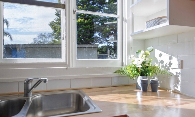 Sussex Inlet Resort | Calm Waters Waterfront Cottages @ Sussex Inlet, No. 6 Garden View