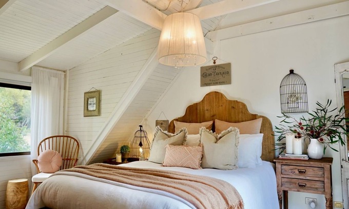 Halls Gap House | Cedar Country Retreat - Country style luxury