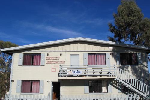 Jindabyne Bed & Breakfast | Chalet Jindabyne