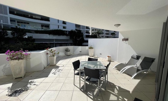 Mooloolaba Apartment | Cilento 103 Two Bedroom Unit in the heart of Mooloolaba one street back from the beach