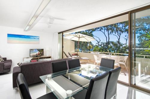 Noosa Heads House | Cove Point 2 Ocean Views