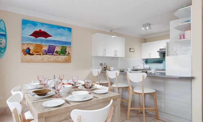 Shoal Bay House | Frangipani, 3/30 Leonard Avenue - great townhouse with air con