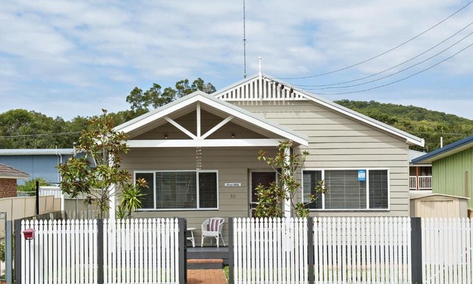Nelson Bay House | Harry's House