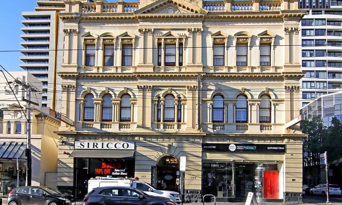 South Yarra Hostel | Hotel Claremont Guest House