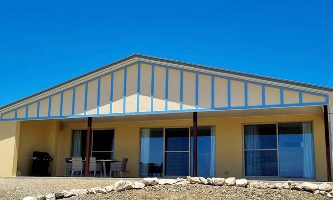 Newland House | House ∙ 2 bedrooms ∙ 4 guests