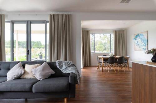 Nuriootpa House | House ∙ 2 bedrooms ∙ 4 guests