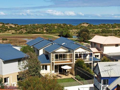 Torquay House | House ∙ 4 bedrooms ∙ 10 guests