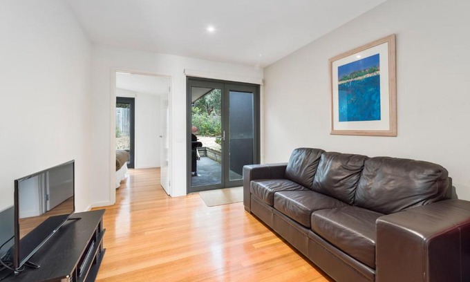 Marengo House | Inn Off The Reef
