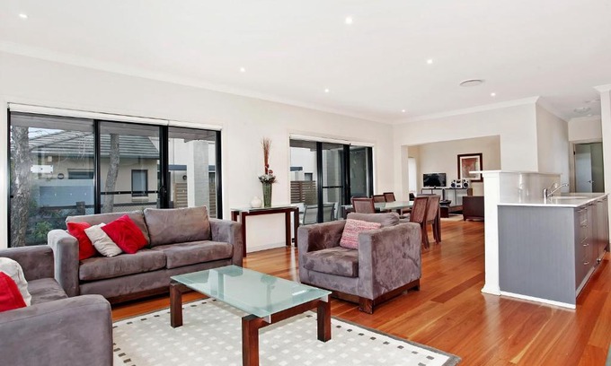 Pokolbin House | Jacarandas Parkview