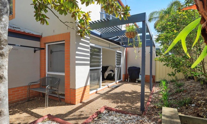 Huskisson House | Karbo Kastle - FREE WI-FI