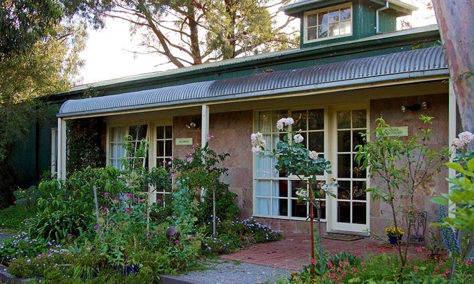 Yarra Glen Cabin | Lodge ∙ 1 bedroom ∙ 6 guests
