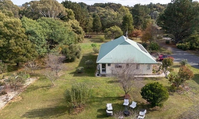 Kyneton House | LOLA COTTAGE - MI CASA TU CASA