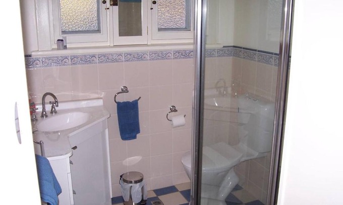 Naracoorte Bed & Breakfast | MacDonnell House Naracoorte