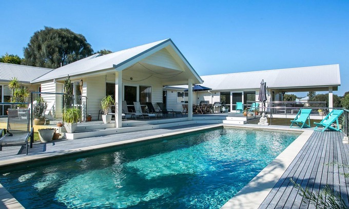 Portsea House | MARTINS RETREAT IN PORTSEA