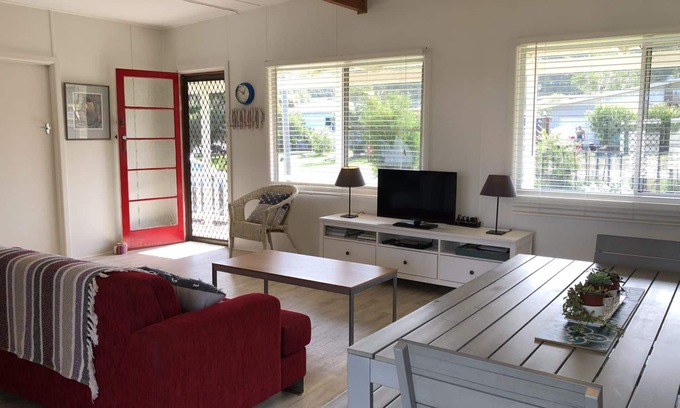 Kioloa House | Merry Street Cottage