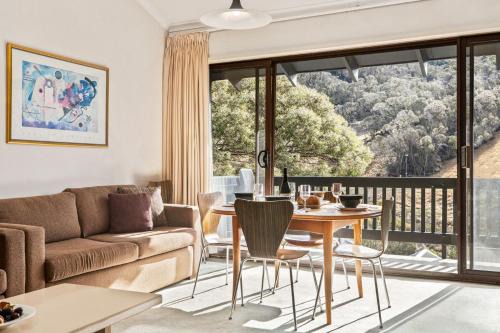 Thredbo Apartment | Mowamba D5