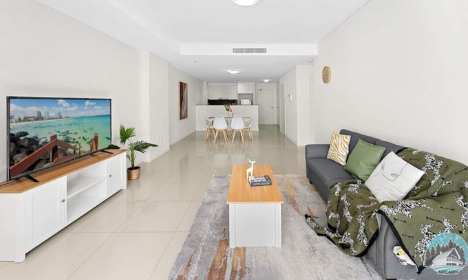 Mascot Apartment | NMAS001-301 · Aircabin | Mascot | Walk to Station | 3 Beds Apt