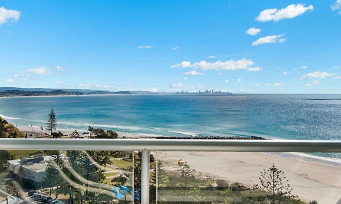 Coolangatta Apartment | Ocean Plaza 1466 - Coolangatta Beachfront - Min. 3 Night Stays!
