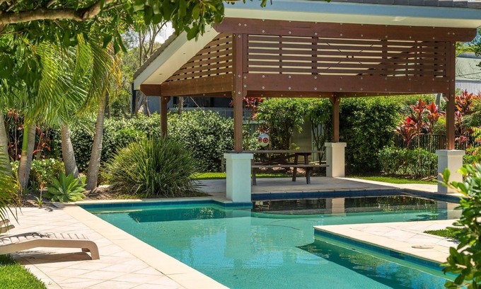 Byron Bay House | Ocean Walk - villa with pool near Main Beach