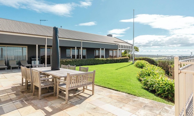 Portsea House | Panoramic Portsea: 5 BR, 6.5 BA House in Portsea, Sleeps 10