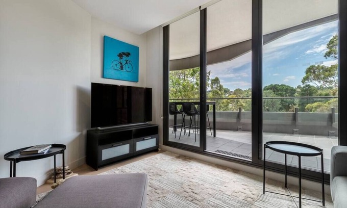 Abbotsford Apartment | Peaceful 2 bedroom unit with parking