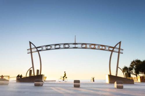 Surfers Paradise Apartment | Pepper Soul Ocean View 3 Bedroom Apartment
