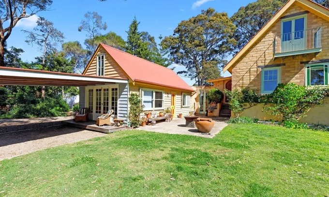 Morton Hostel | Petana Farm Stay Summ