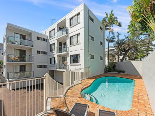 Kings Beach Apartment | Pleasant View Unit 4 Kings Beach QLD