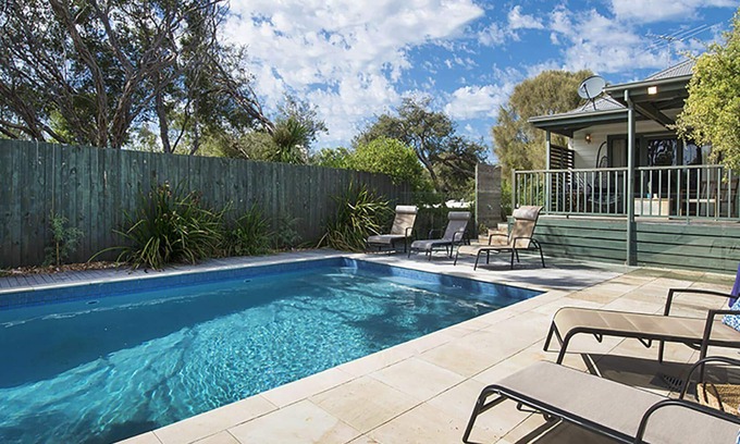 Sorrento House | Poolside Sorrento