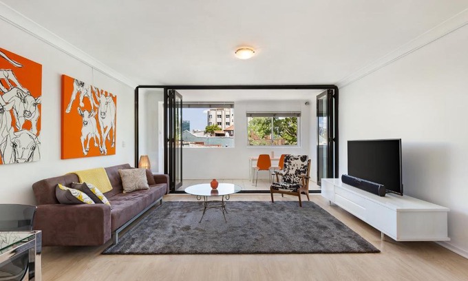 Potts Point Apartment | Potts Point Fully Selt-Contained One-Bedroom Apartment (18MAC)
