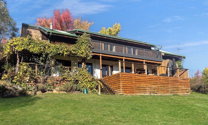Merrijig House | Ridge River Retreat: 4 BR, 3.5 BA House in Merrijig, Sleeps 8
