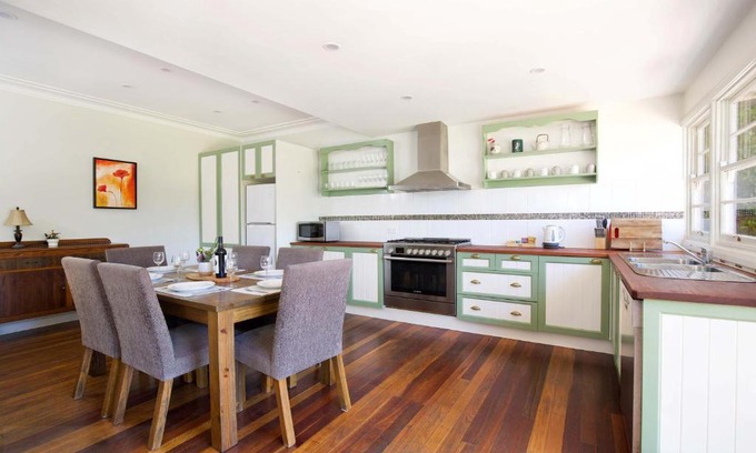 Katoomba House | Rodova Cottage
