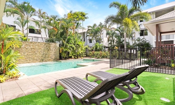 Cairns North Apartment | Royal Pavillions City Escape- Luxurious Apartment | Pool | Walk to Esplanade & Dining