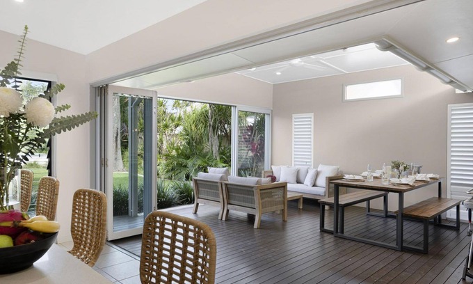 Bateau Bay House | Salt House - beautiful oasis