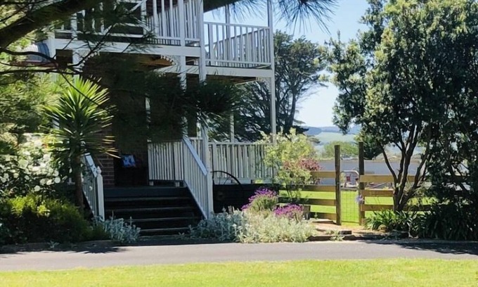 Marengo House | Sea Change Guesthouse. Two Bedroom Family Suite With Private Bathroom